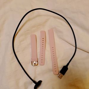 Fitbit Luxe Peony Pink small and large and spare charger